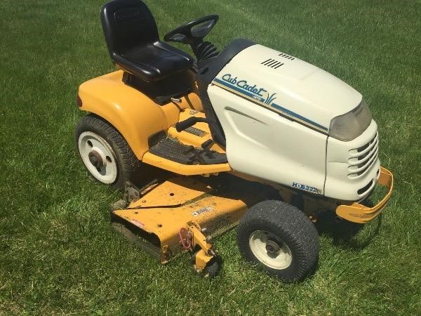 Cub Cadet 3225 Lawn and Garden Tractor Service Manual Download